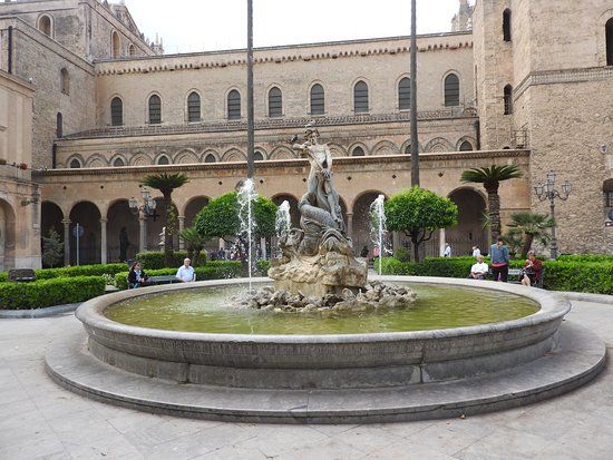Piazza Vittorio Emanuele